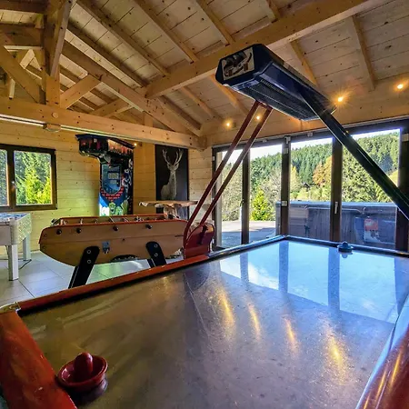 Familial Spacieux Avec Spa, Sauna Et Salle De Jeux - Fr-1-589-750 *