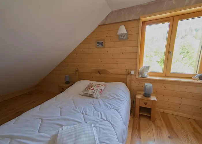 Familial Spacieux Avec Spa, Sauna Et Salle De Jeux - Fr-1-589-750