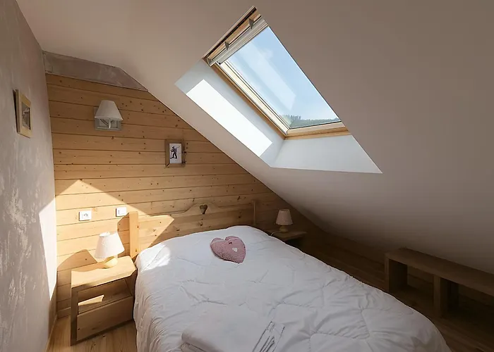 Prázdninový dům Familial Spacieux Avec Spa, Sauna Et Salle De Jeux - Fr-1-589-750