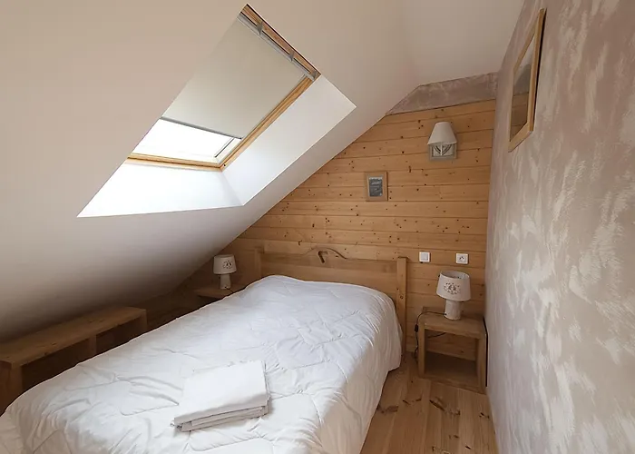 Prázdninový dům Familial Spacieux Avec Spa, Sauna Et Salle De Jeux - Fr-1-589-750 *