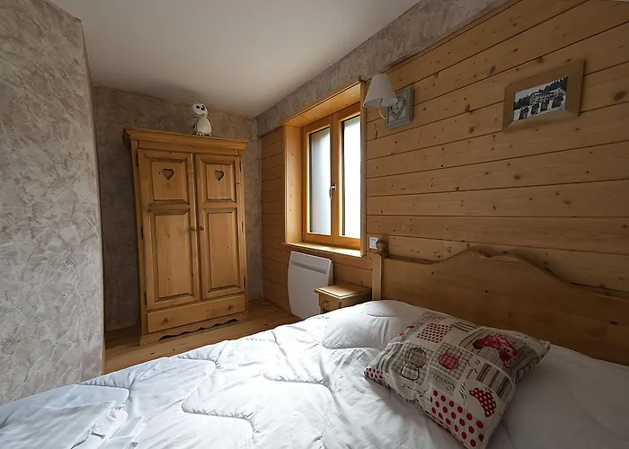 Prázdninový dům Familial Spacieux Avec Spa, Sauna Et Salle De Jeux - Fr-1-589-750